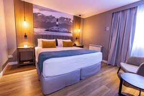 Apartment, 1 Double or 2 Twin Beds, Private Bathroom (2 PAX) | Select Comfort beds, minibar, in-room safe, iron/ironing board