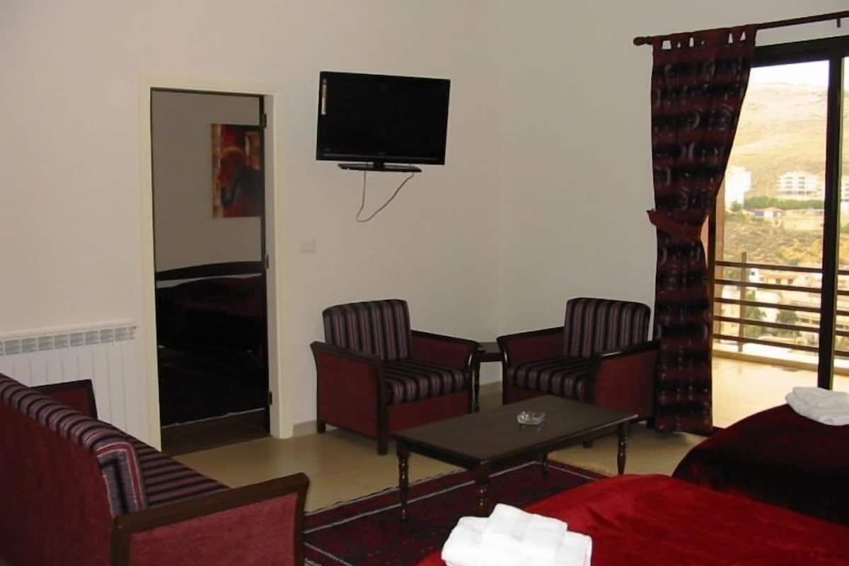 Executive Suite | Camas con pillow-top, escritorio, camas extra y wifi gratis