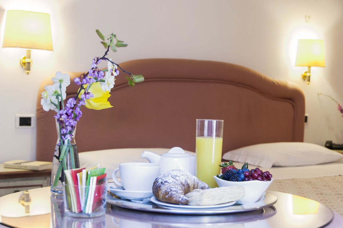 double room (attic) | minibar, in-room safe, desk, soundproofing