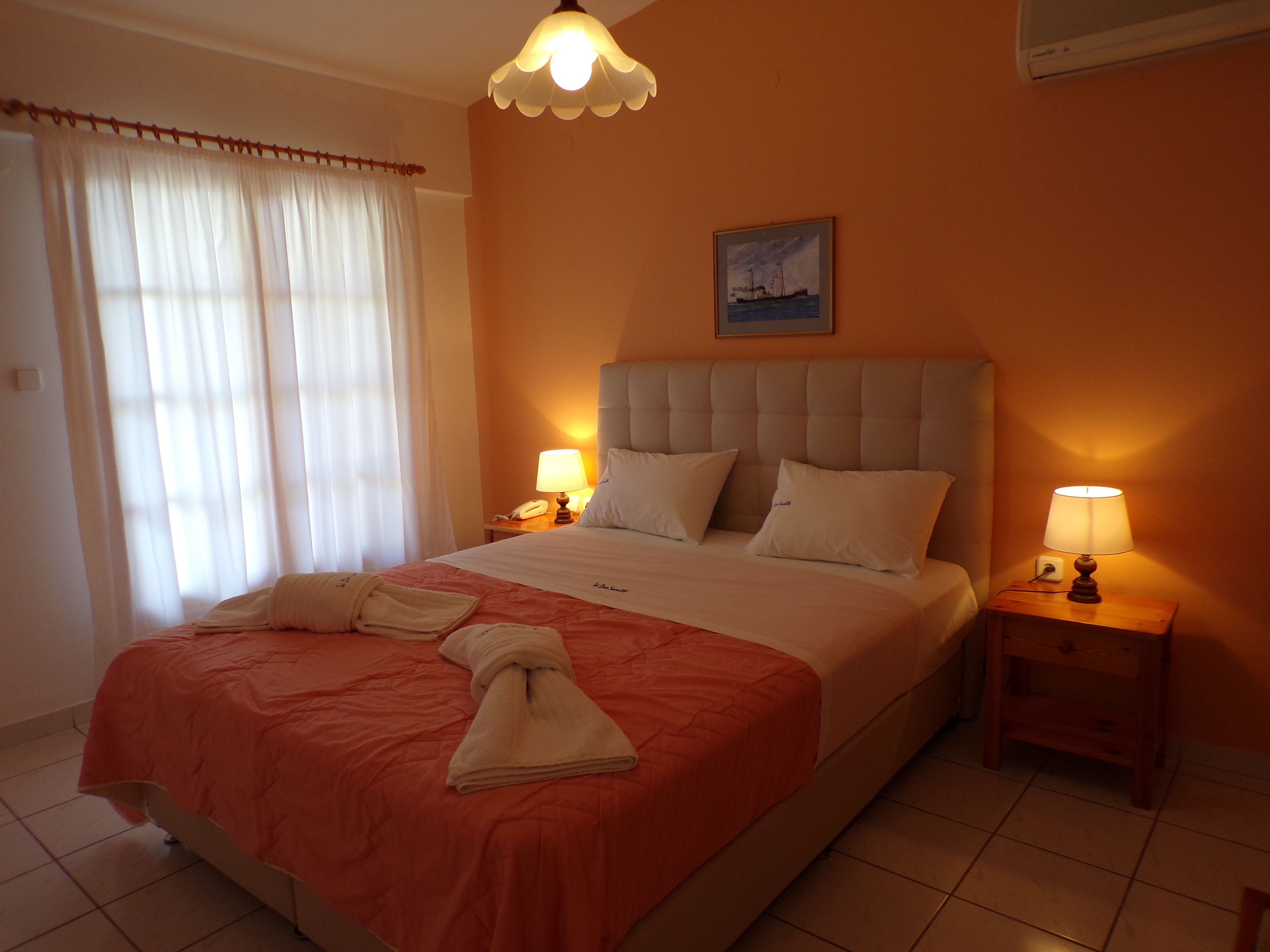 double room | 1 bedroom, tempur-pedic beds, in-room safe, iron/ironing board