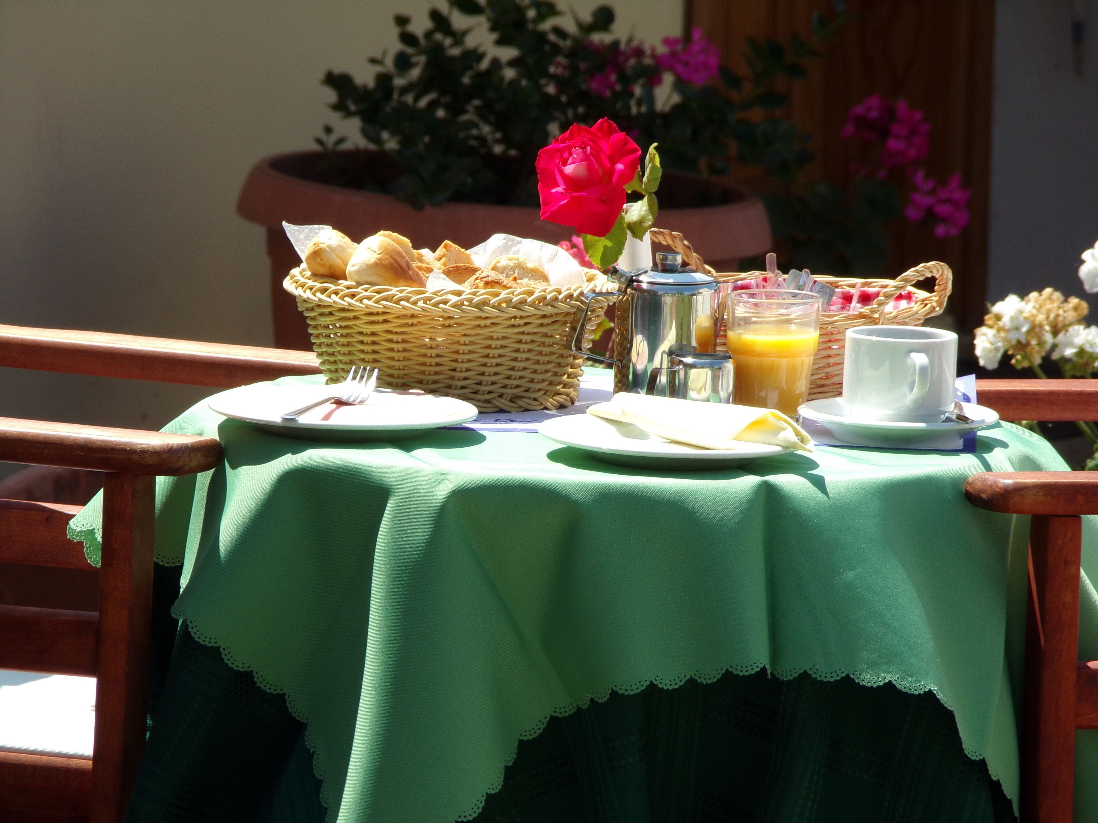 daily continental breakfast (eur 8.00 per person)