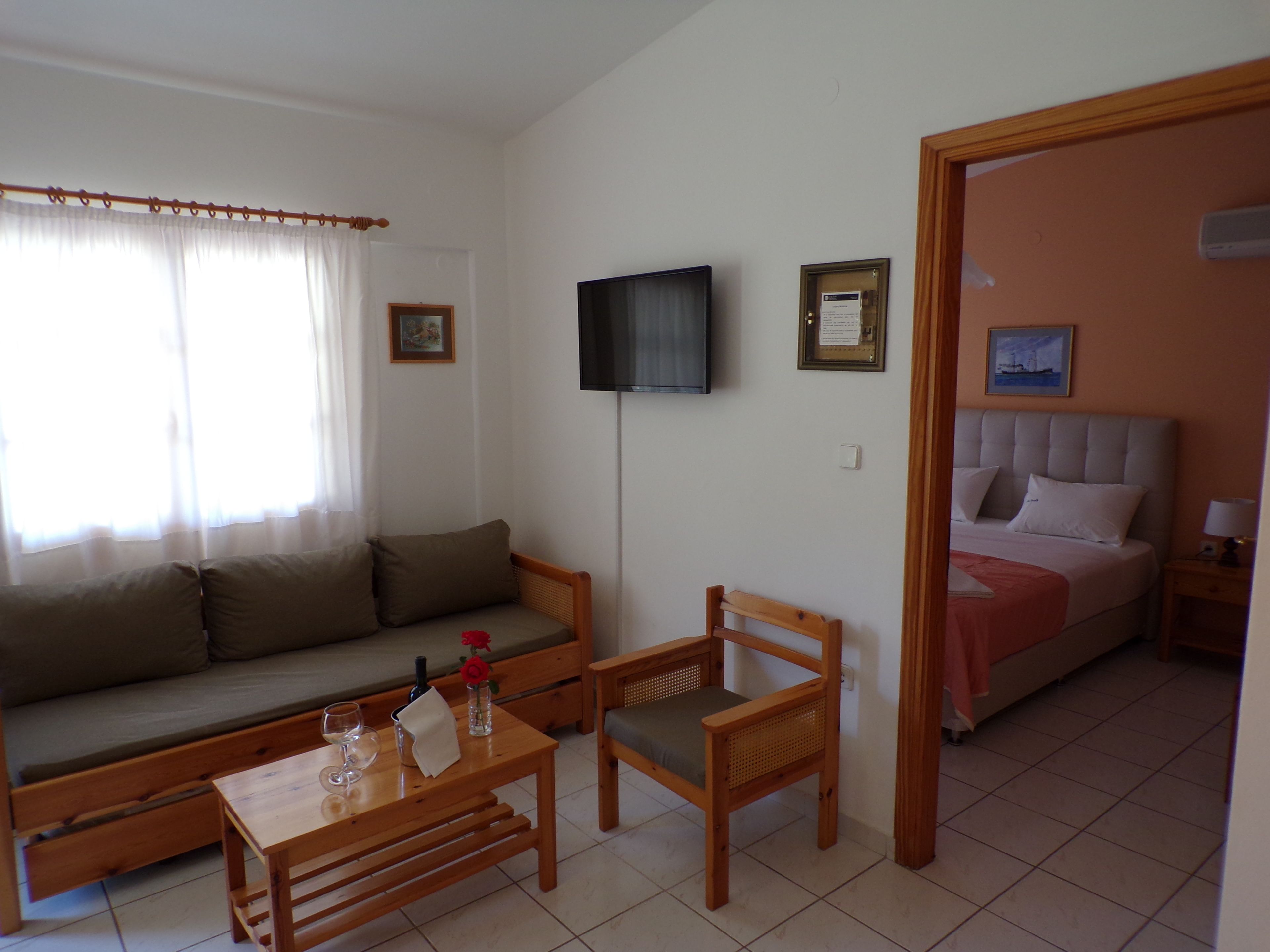 double room | 1 bedroom, tempur-pedic beds, in-room safe, iron/ironing board