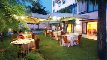 Udendørs spisemuligheder