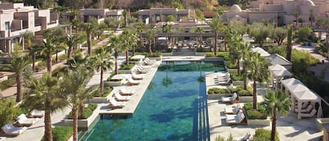 Rum - 1 kingsize-säng - terrass | Pool | Utomhuspool, gratis cabanor och parasoller