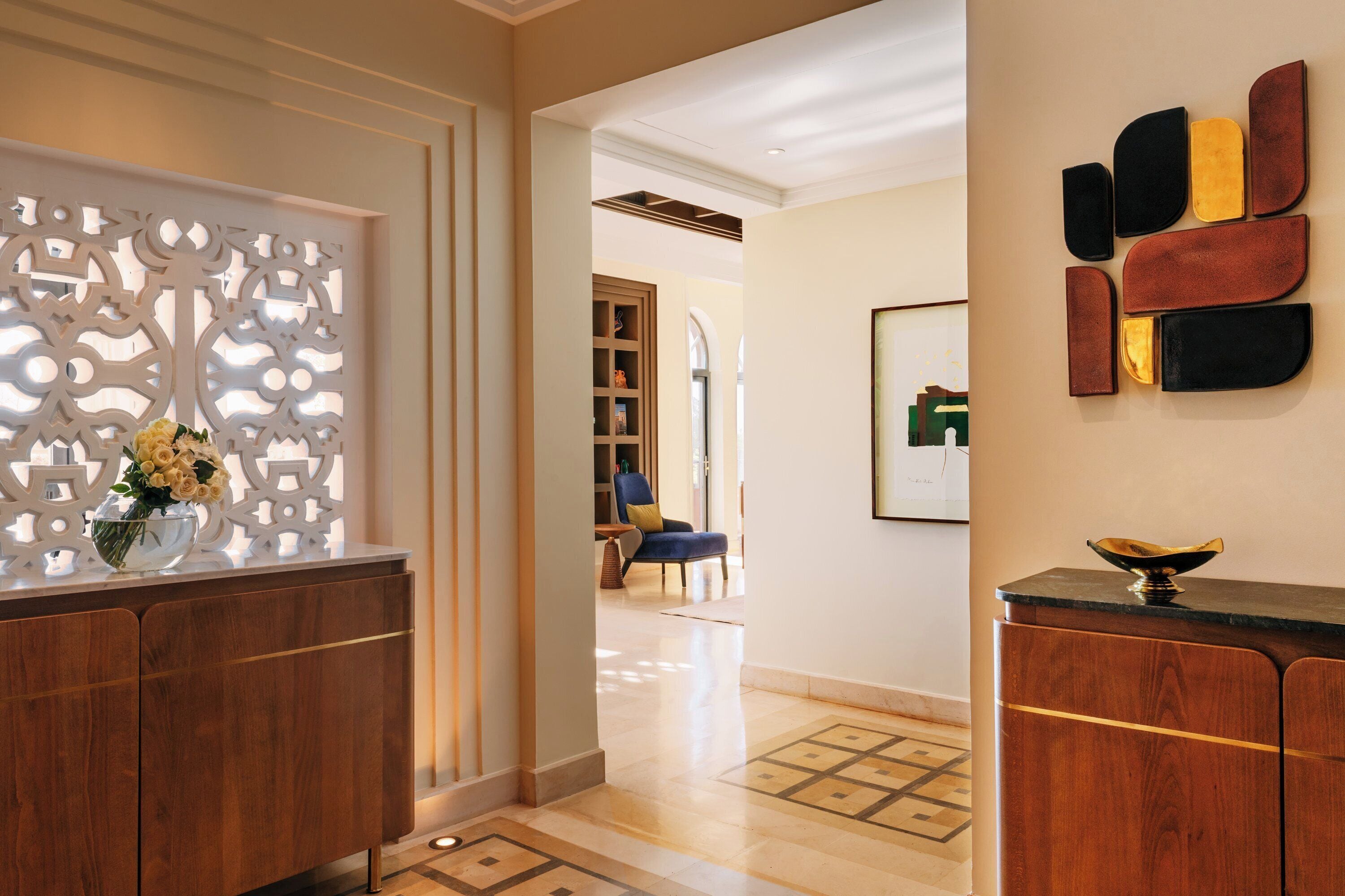 presidential suite, 2 bedrooms (panoramic) | living area | 40-inch led tv with satellite channels, tv, dvd player