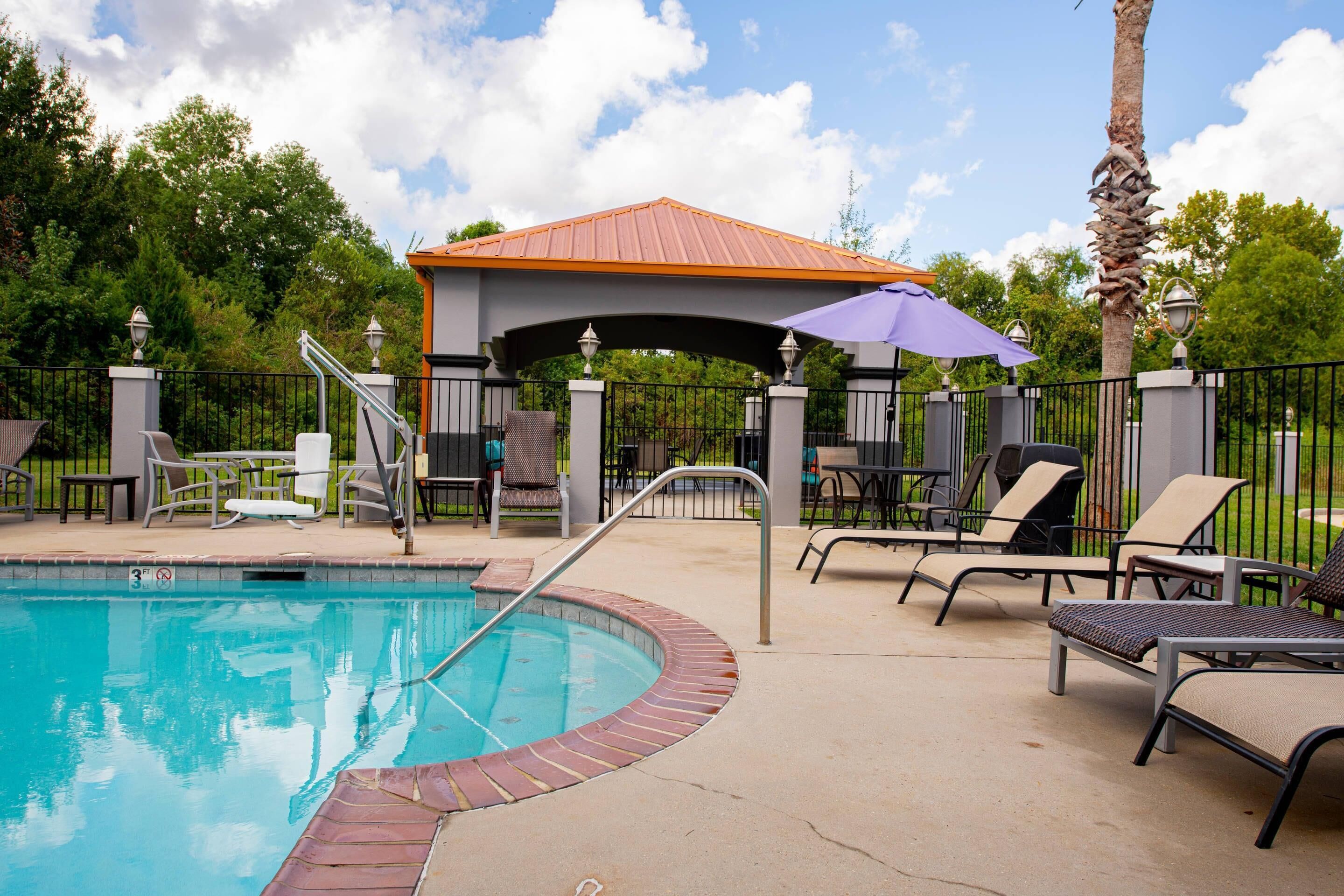 Foto - Comfort Suites Oil Center