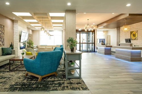 Comfort Suites Oil Center