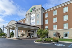 Exterior - Holiday Inn Express Hotel & Suites Terre Haute by IHG (Terre Haute)