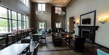 Desayuno bufé gratuito y diario