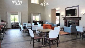 Free daily buffet breakfast