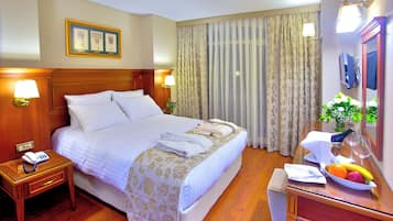 Standard Double or Twin Room | Premium bedding, minibar, in-room safe, desk