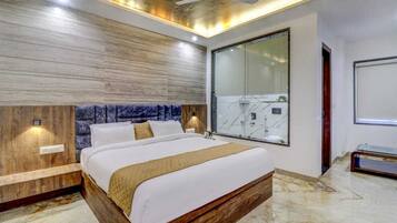 Superior Room | Premium bedding, minibar, in-room safe, individually decorated