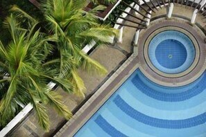Indoor pool, outdoor pool