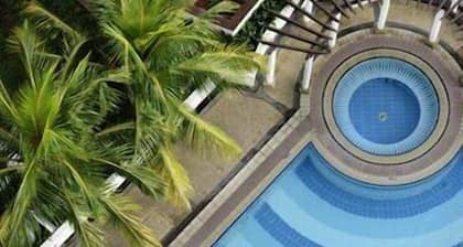 Hock Lee Hotel & Residences