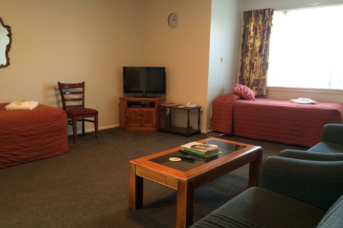 ห้องแฟมิลี่, ห้องครัว (1 Bedroom Family) | Wi-Fi ฟรี, ผ้าปูที่นอน