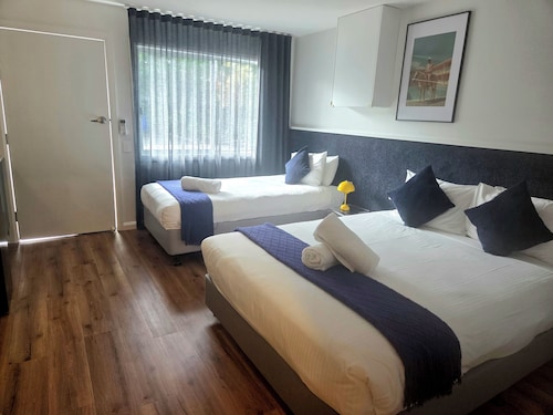 Top Spot Motel