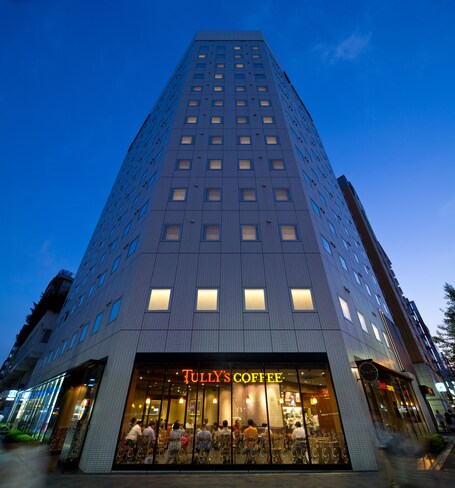 E Hotel Higashi Shinjuku - Image 2