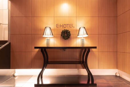 E Hotel Higashi Shinjuku - Image 51