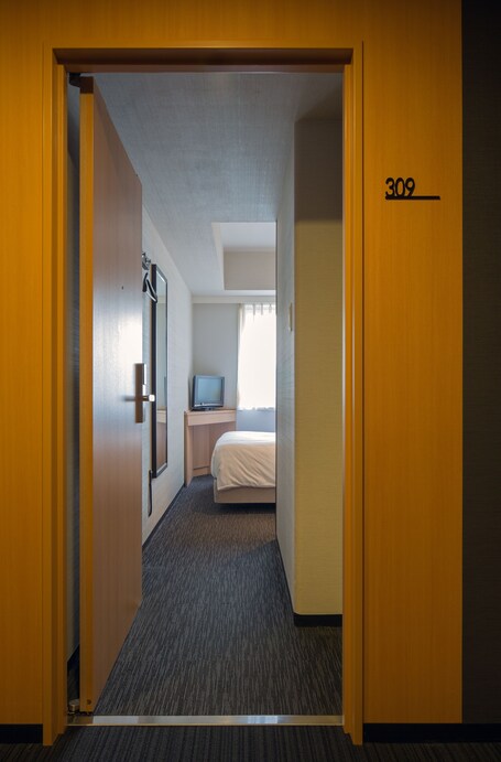 E Hotel Higashi Shinjuku - Image 92