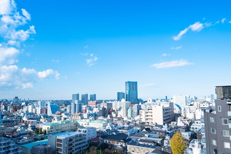 E Hotel Higashi Shinjuku - Image 9
