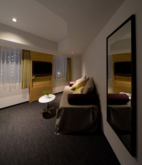 E Hotel Higashi Shinjuku - Image 13