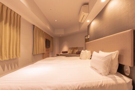 E Hotel Higashi Shinjuku - Image 8