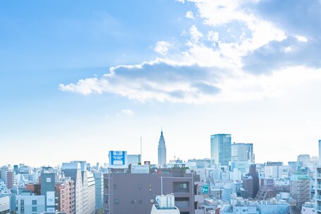 E Hotel Higashi Shinjuku - Image 22