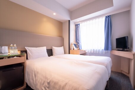 E Hotel Higashi Shinjuku - Image 68