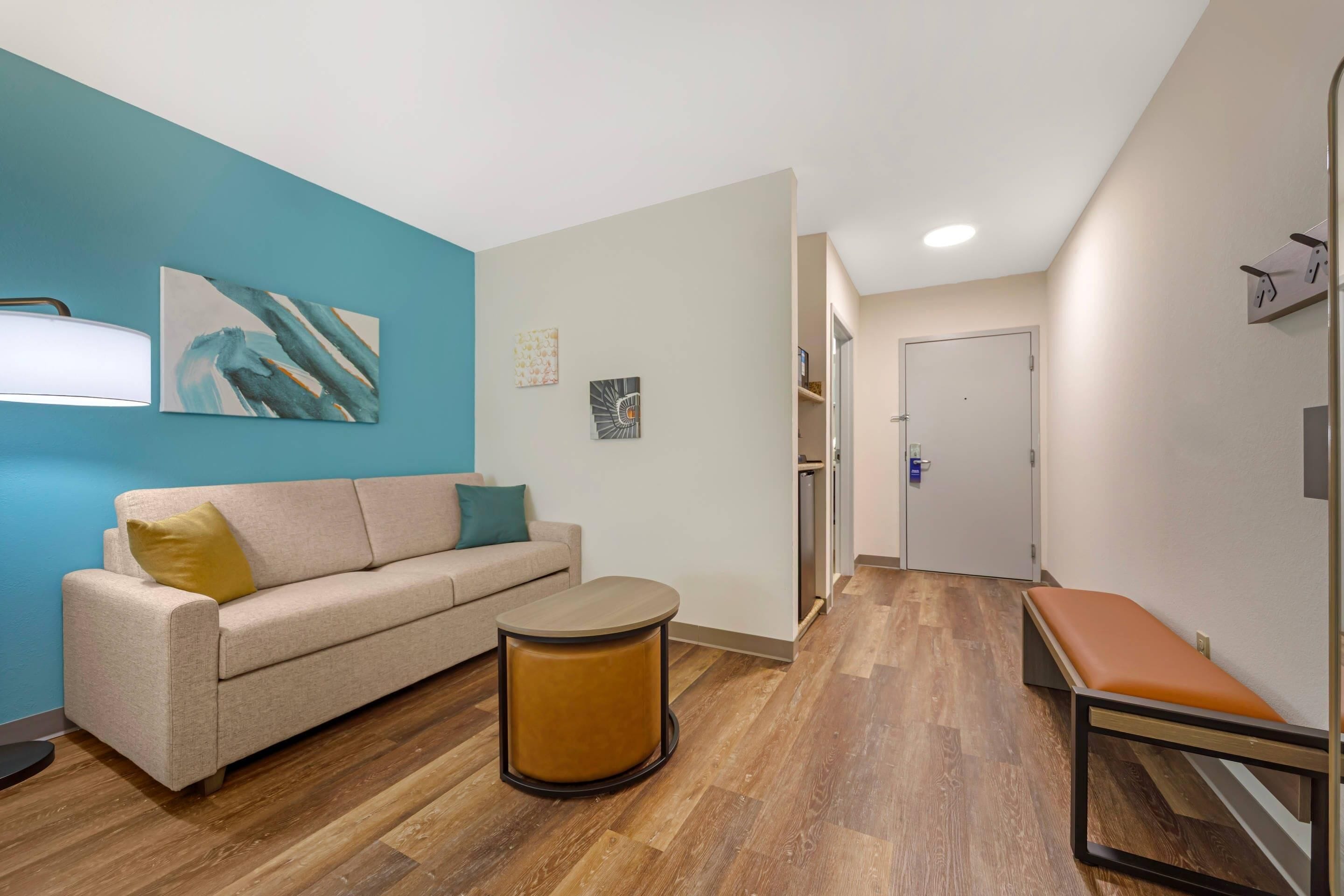 Suite, Nichtraucher | Hochwertige Bettwaren, Zimmersafe, Schreibtisch, Bügeleisen/Bügelbrett