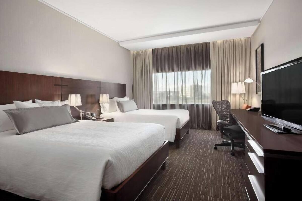 Hypo-allergenic bedding, in-room safe, desk, soundproofing