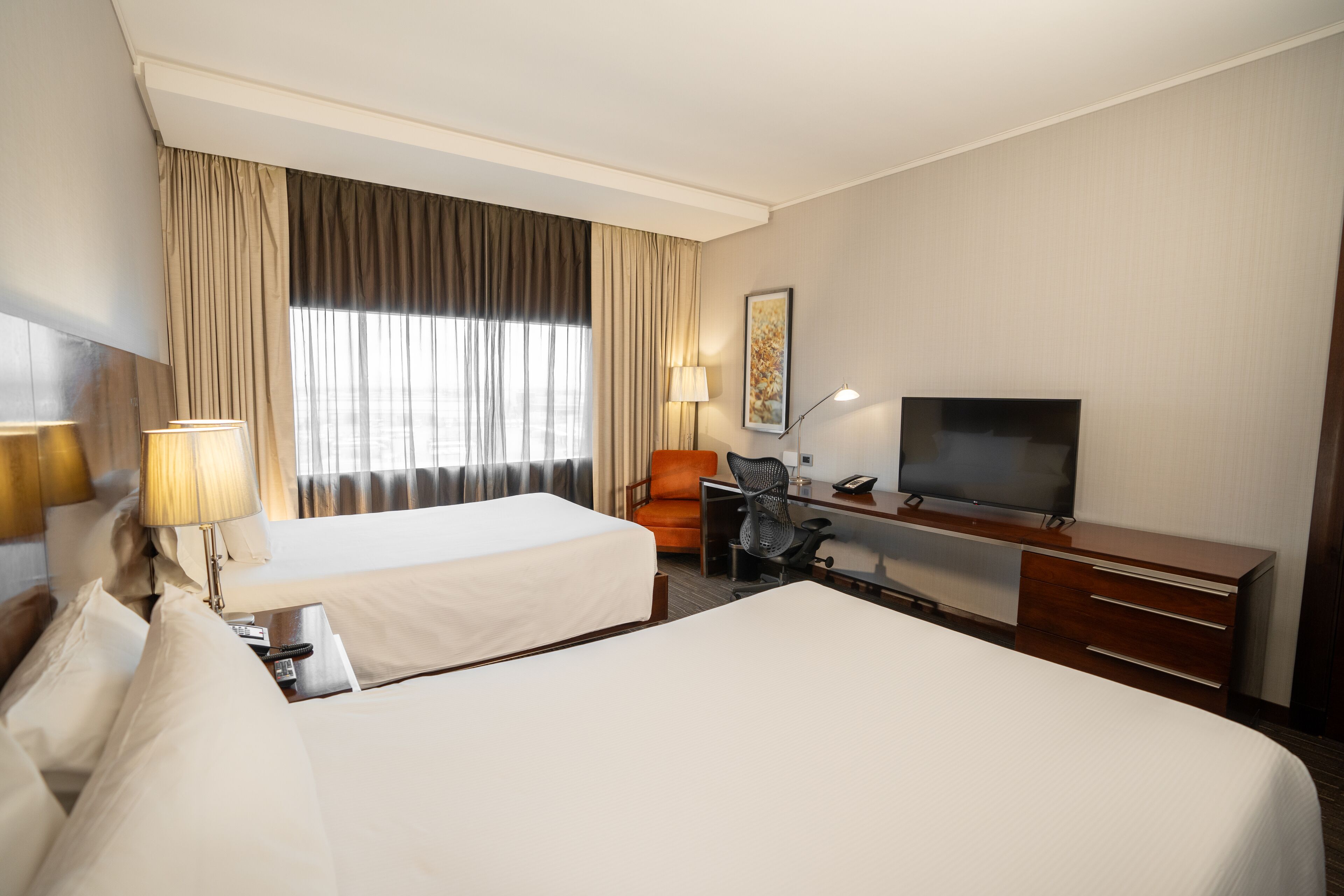 two double beds evolution room | hypo-allergenic bedding, in-room safe, desk, soundproofing