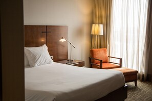 Allergitestet sengetøy, safe på rommet, skrivebord og lydisolert