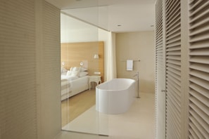 Senior Suite, 1 Double Bed with Sofa bed, Balcony, Partial Sea View | Minibar, in-room safe, desk, blackout curtains