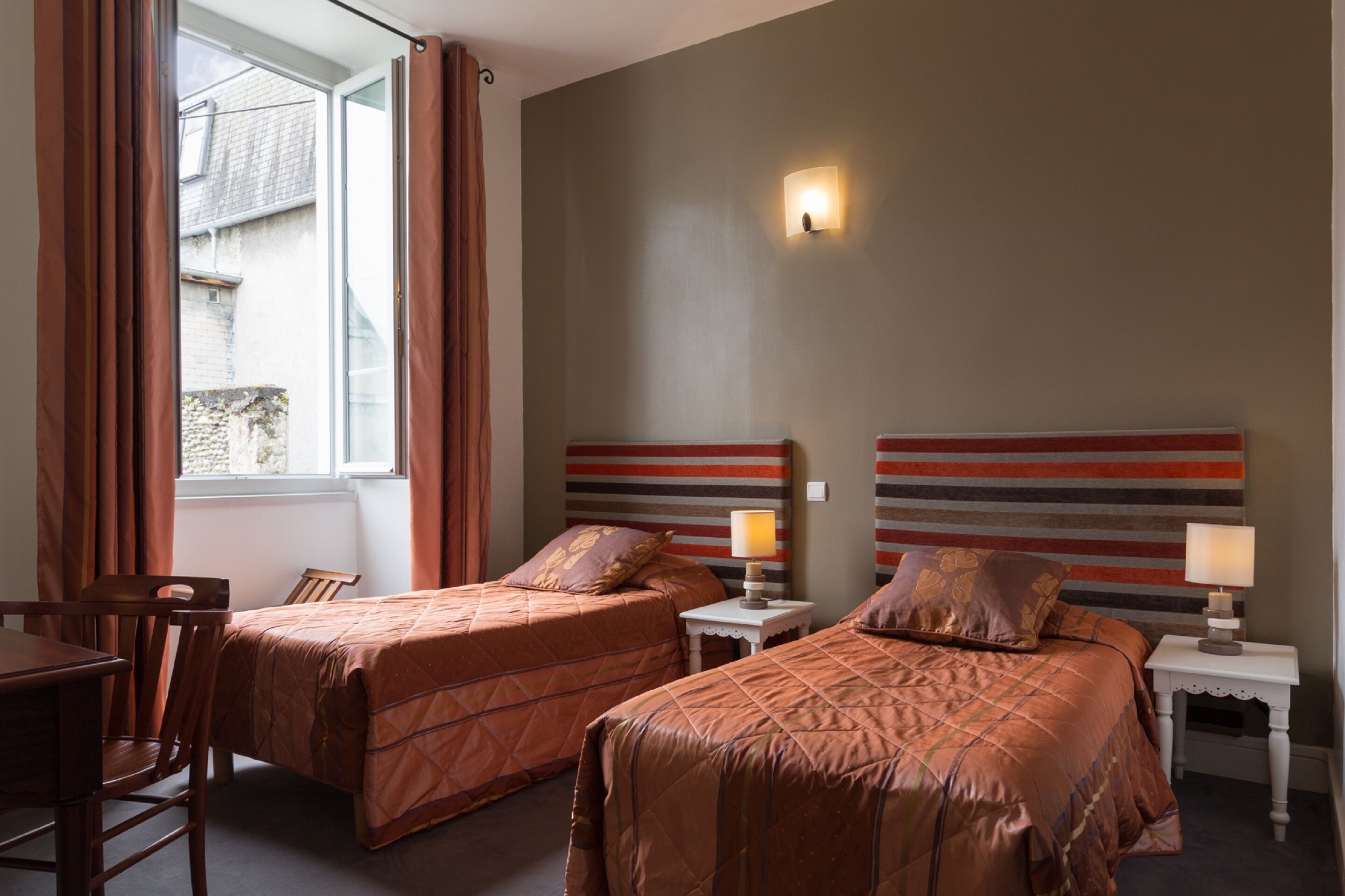 comfort twin room | premium bedding, minibar, individually decorated, desk