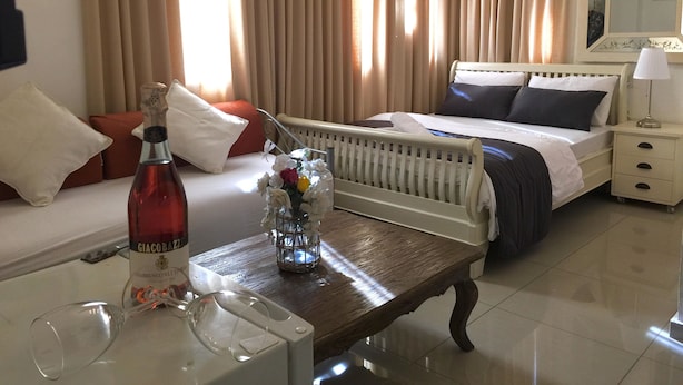 Unclassified image, 1 of 55, button - Sea Side Hotel (Tel Aviv)