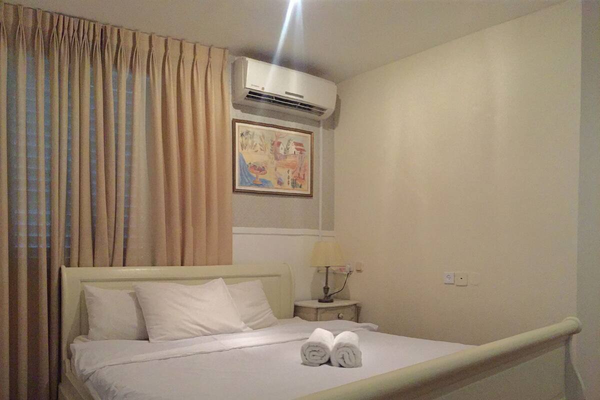 Superior Double Room | Select Comfort beds, in-room safe, iron/ironing board (on request)