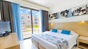 In-room safe, blackout drapes, WiFi (free) - Alea Hotel & Suites (Thasos)