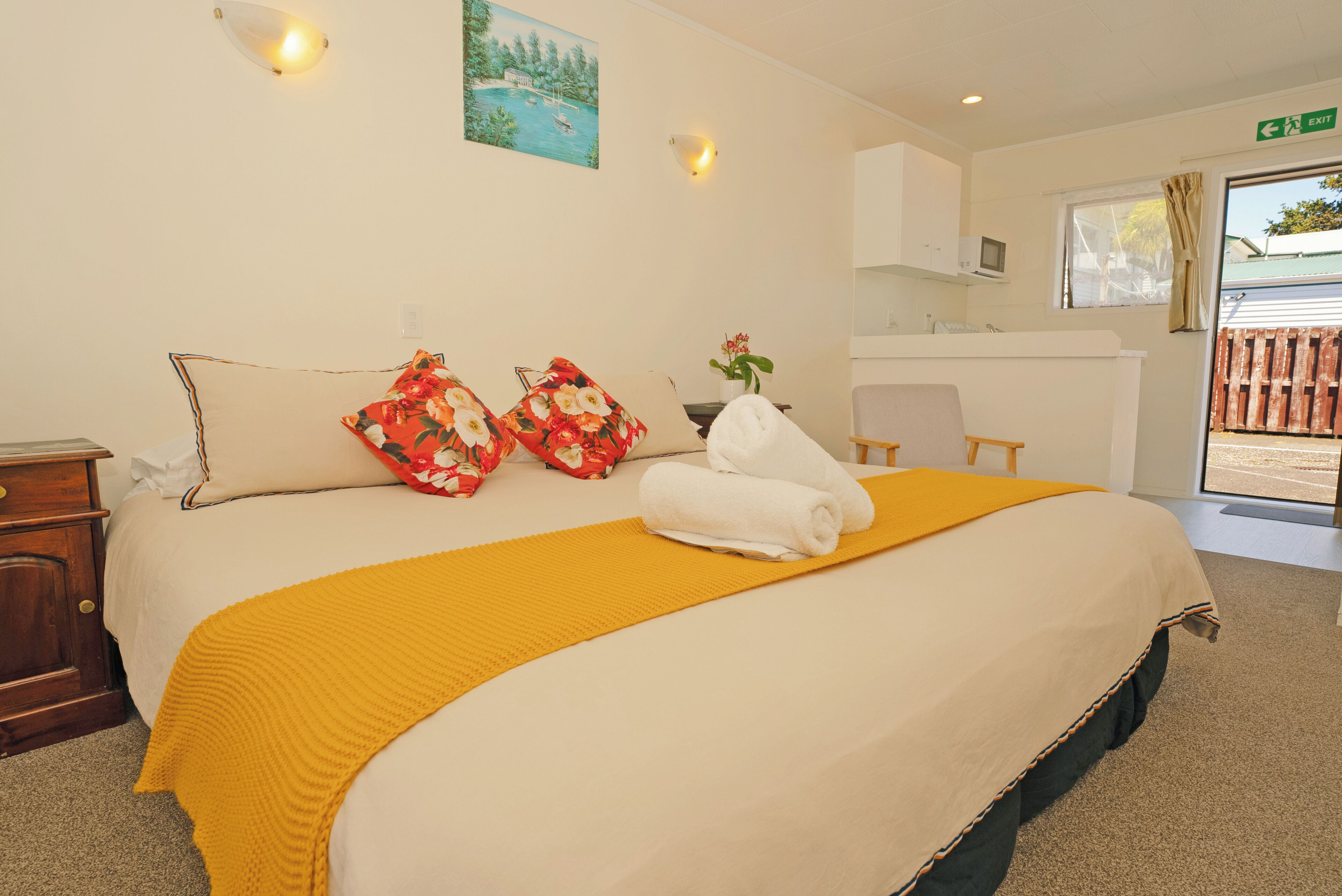 Foto - Dukes Midway Lodge