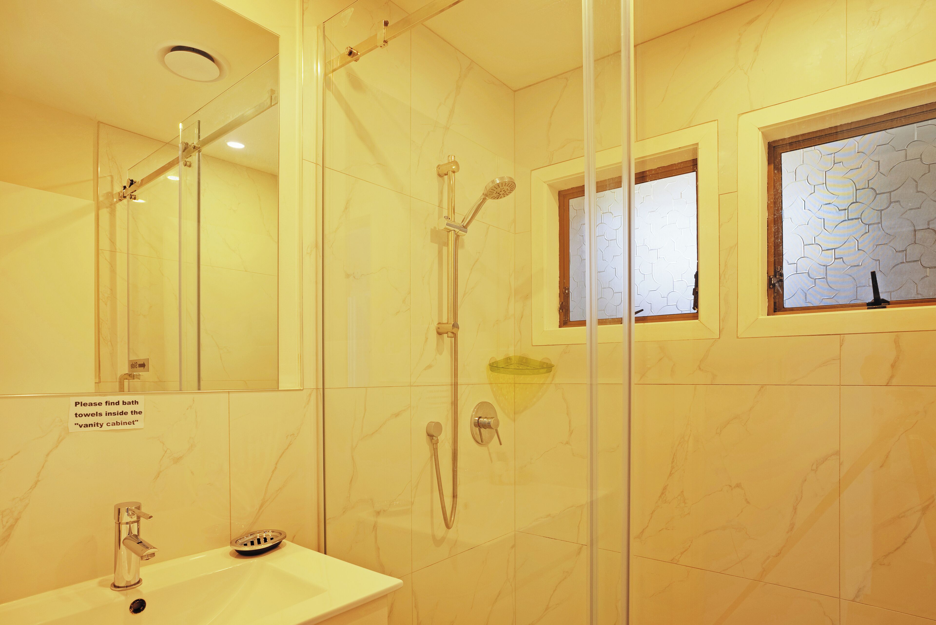 Foto - Dukes Midway Lodge