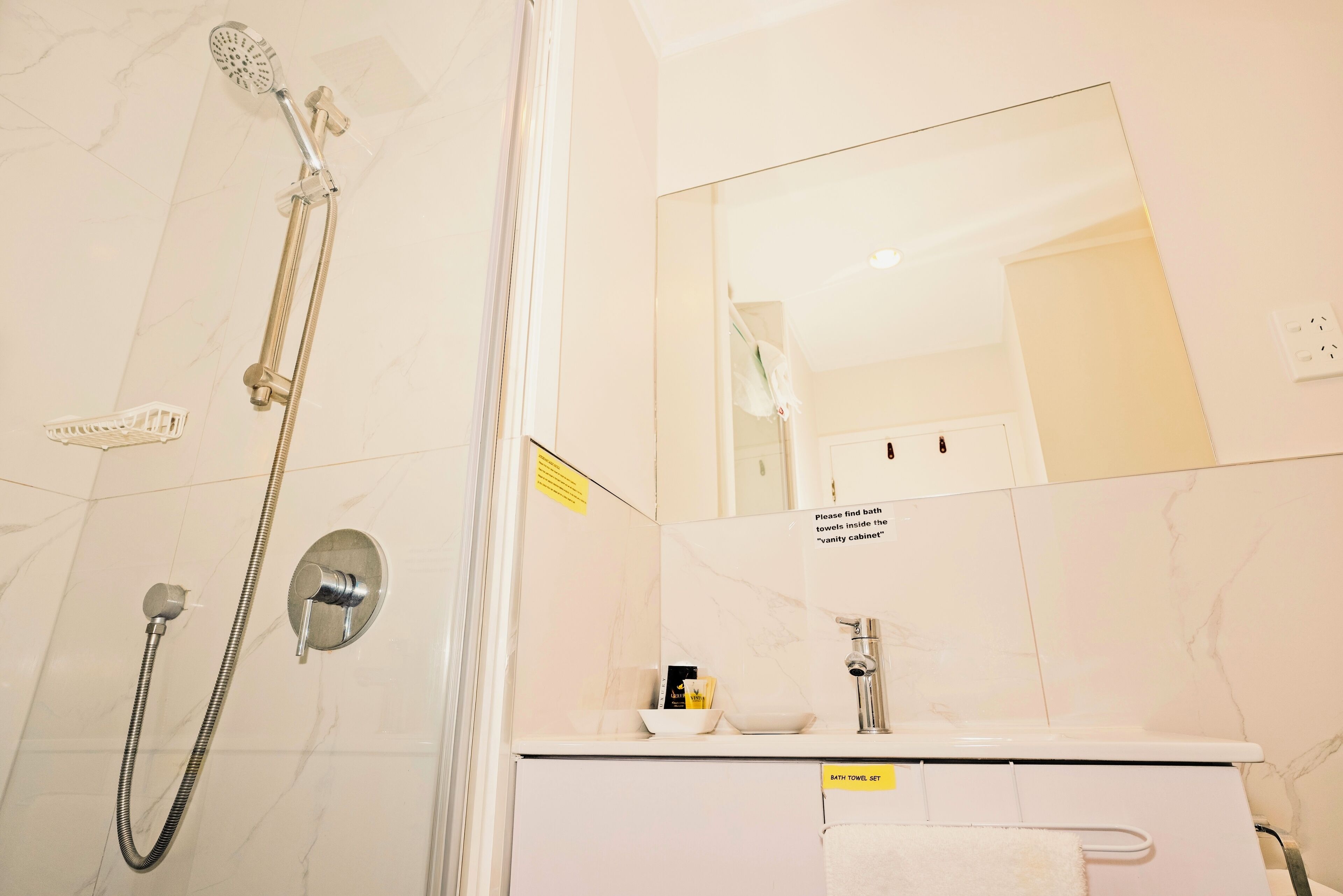 Foto - Dukes Midway Lodge