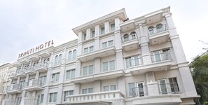 Front of property - Triniti Hotel Batam (Batam)