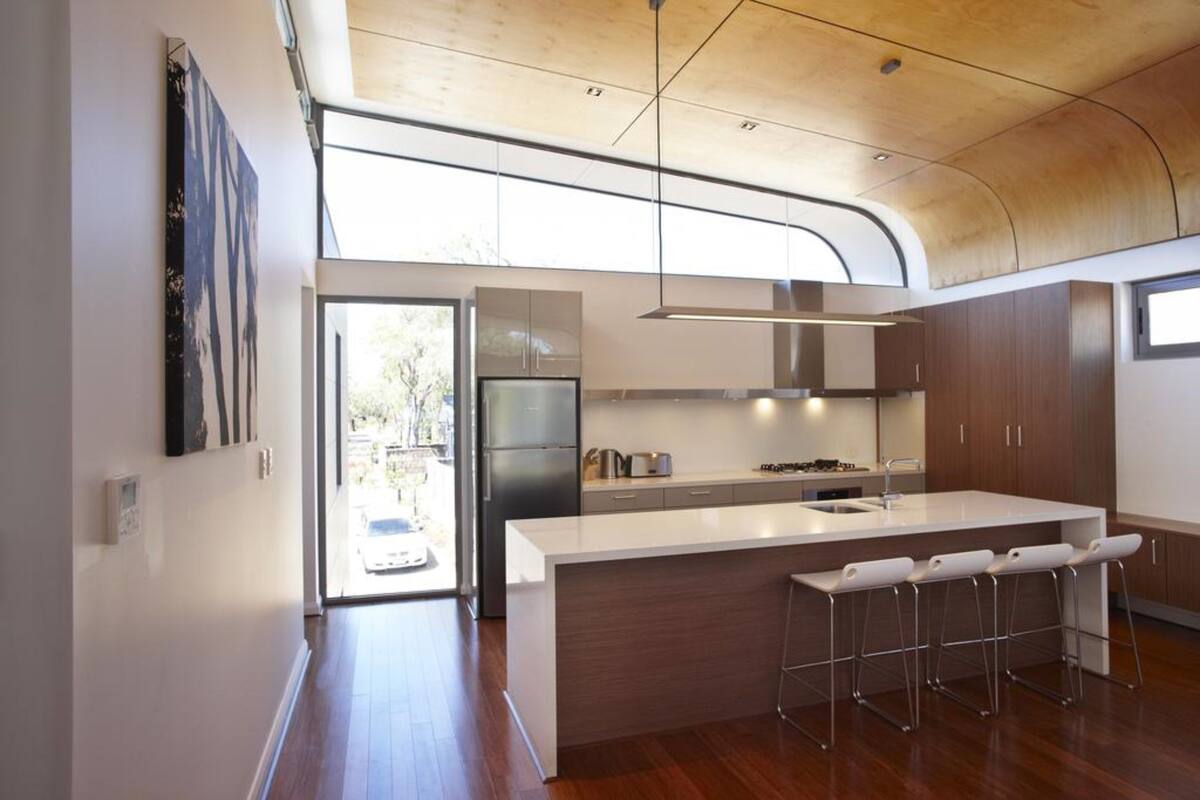 full-sized fridge, microwave, oven, stovetop