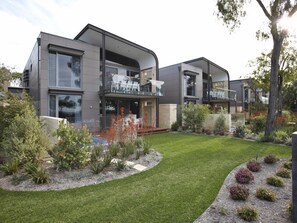 Garden - Aqua Resort Busselton (Broadwater)