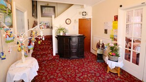 Hallway - Hotel Columbus (Scarborough)