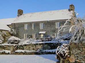 Exterior - Degembris Farmhouse (Newquay)