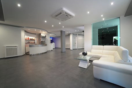 Lounge. DH Hotel
