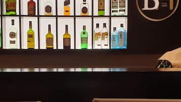 Bar (in der Unterkunft)