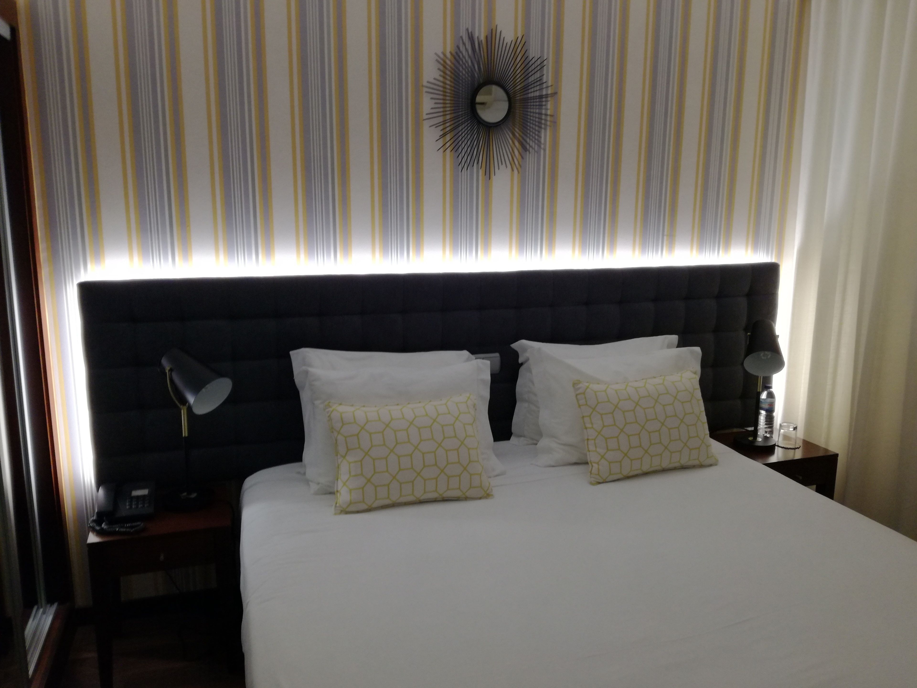 standard double room | in-room safe, desk, soundproofing, free wifi