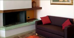 19-inch LCD TV with digital channels, TV