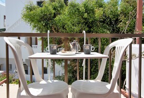 Standard Room | Balcony - Marisa Rooms (Paros)
